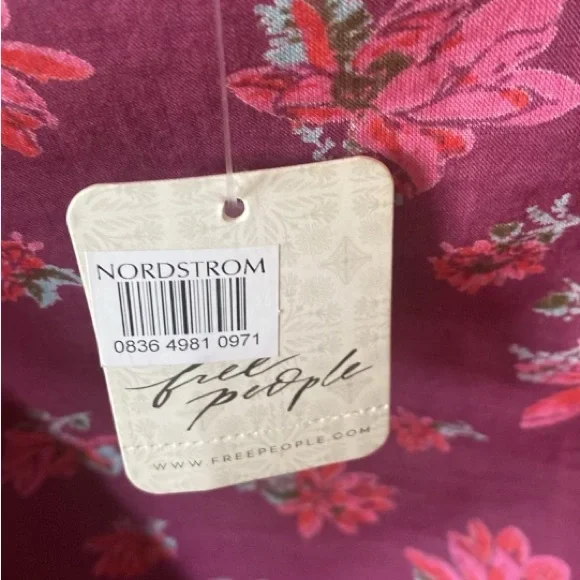 Free People Amanda Ruffle Wrap Top burgundy  Floral size M NWT - Picture 7 of 8